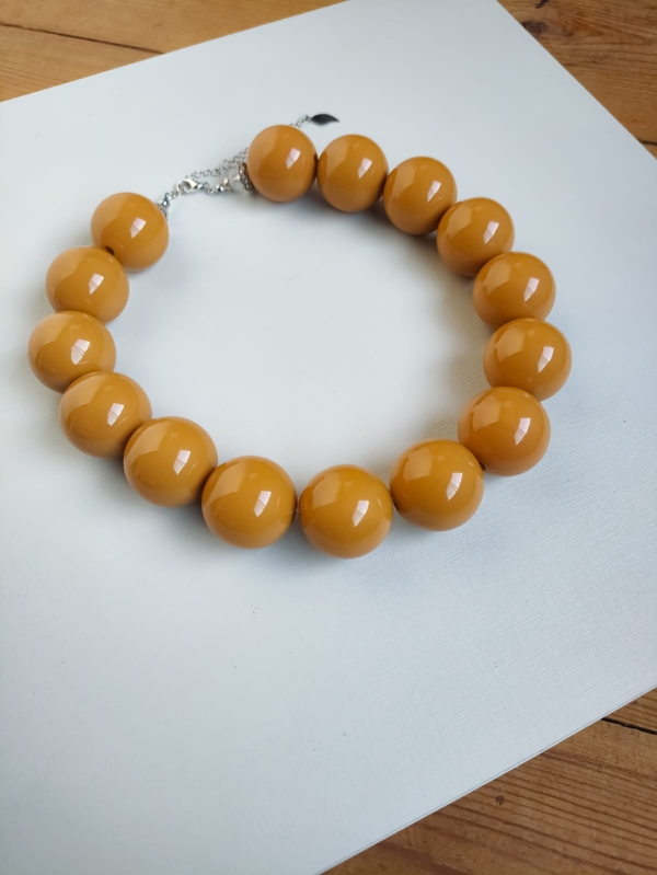 Colar de bolas mostarda - Image 3