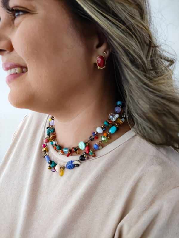 Colar Boho longo multicolor com pedrarias - Imagem 2