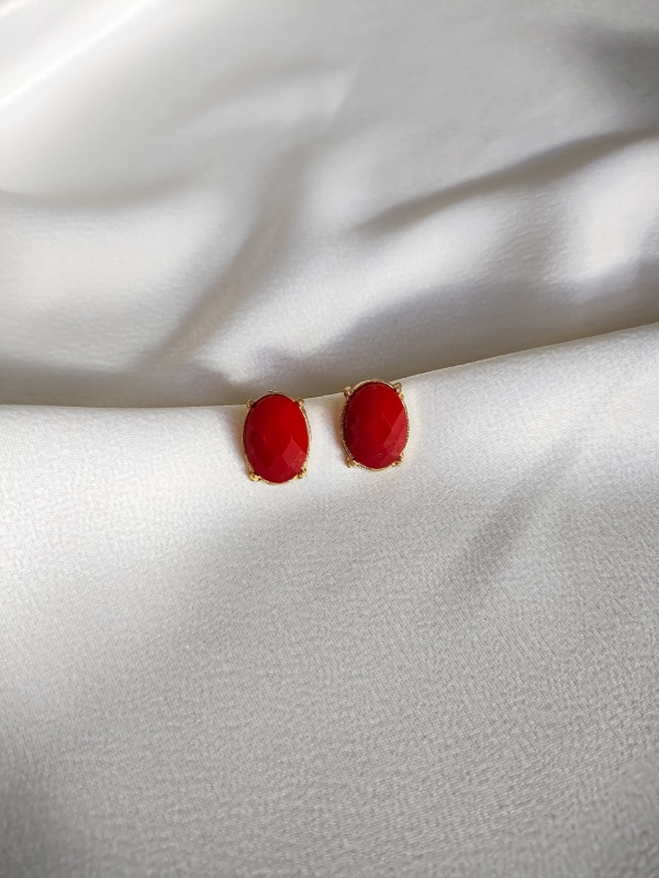Brinco Botão vermelho